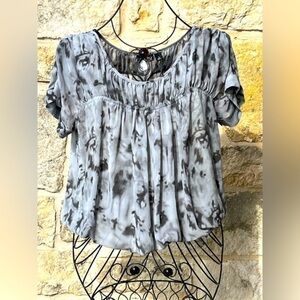 🟢 EUC!!! A.N.A. Gray Elastic Waist Blouse